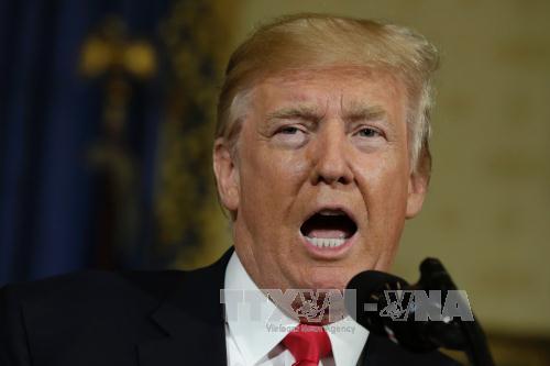 Tổng thống Mỹ Donald Trump đi bước đầu tiên nhằm bãi bỏ Obamacare 